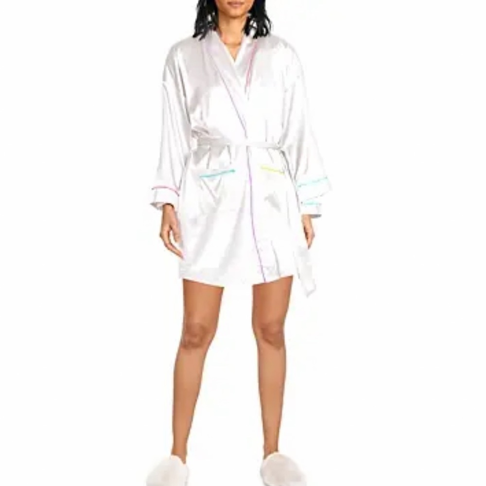 NEW Generation Love Lesley Robe